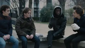 Задник к сериалу "Стыд Франция" #1359793