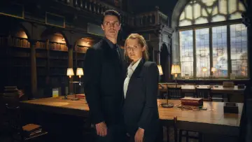 Задник к сериалу "Открытие ведьм" #1371421