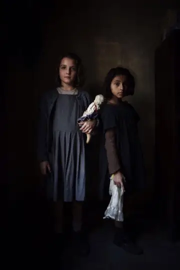 Постер к сериалу "Моя гениальная подруга" #1362992
