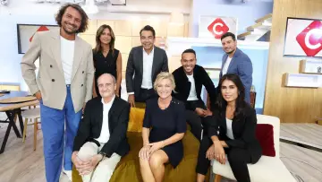 Задник к сериалу "C à vous" #1585865