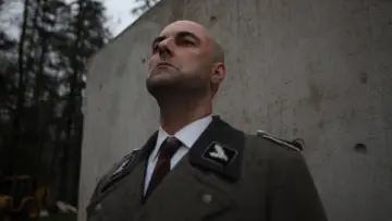 Задник к сериалу "Настольная книга диктатора" #1405354