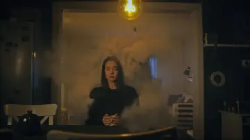 Задник к сериалу "Преследуемые призраками" #1468783