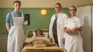 Задник к сериалу "Школа медсестёр" #1536689