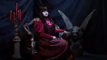 Задник к сериалу "Чем мы заняты в тени" #1321398
