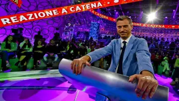 Задник к сериалу "Reazione a catena - L