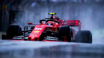 Задник к сериалу "Formula 1. Драйв выживания" #1367111