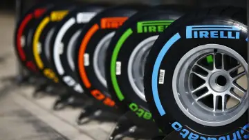 Задник к сериалу "Formula 1. Драйв выживания" #1367128