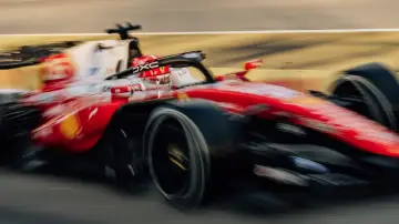 Задник к сериалу "Formula 1. Драйв выживания" #1367147