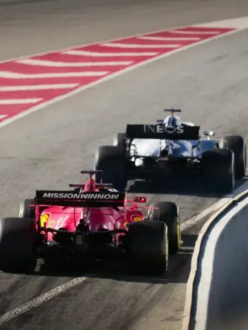 Постер к сериалу "Formula 1. Драйв выживания" #1367192