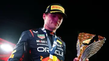 Задник к сериалу "Formula 1. Драйв выживания" #1786373