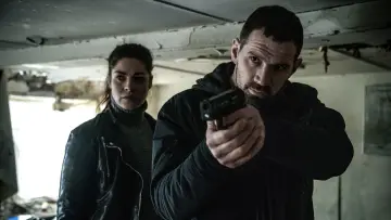 Задник к сериалу "Тот, кто убивает – Узник тьмы" #1375048