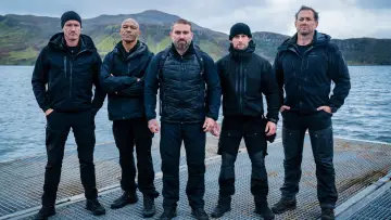 Задник к сериалу "SAS: Кто смел, тот победи?" #1425927