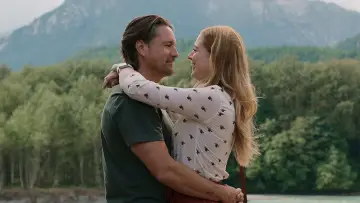 Задник к сериалу "Виргин Ривер" #1352380