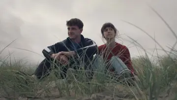 Задник к сериалу "Нормальные люди" #1380305