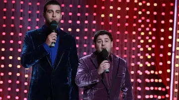 Задник к сериалу "Большая разница" #1660195