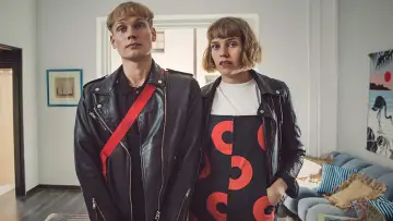 ВЗРОСЛЫЕ постер