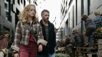 Задник к сериалу "Пришельцы из прошлого" #1463364