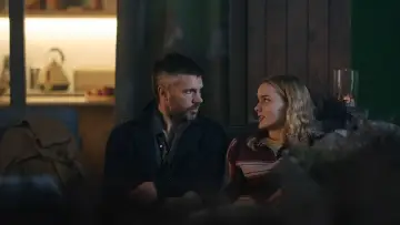 Задник к сериалу "Пришельцы из прошлого" #1463367