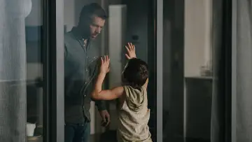 Задник к сериалу "Пришельцы из прошлого" #1463370