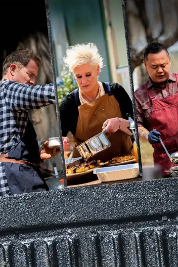Постер к сериалу "BBQ Brawl" #1602604