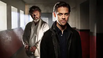 Задник к сериалу "Блудный сын" #1386469