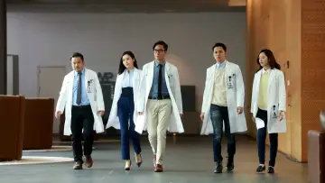 Задник к сериалу "白色強人" #1401897