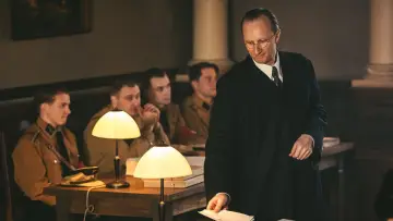 Задник к сериалу "Rise of the Nazis" #1864098