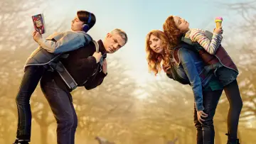 Задник к сериалу "Родители года" #1747653