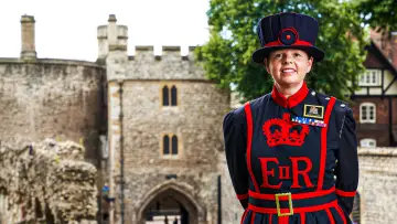 Задник к сериалу "Inside the Tower of London" #1700820