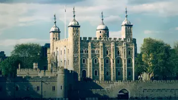 Задник к сериалу "Inside the Tower of London" #1700824