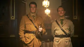 Задник к сериалу "САС: Неизвестные герои" #1390192