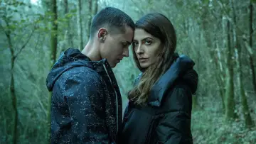 Задник к сериалу "Беспорядок после тебя" #1468774