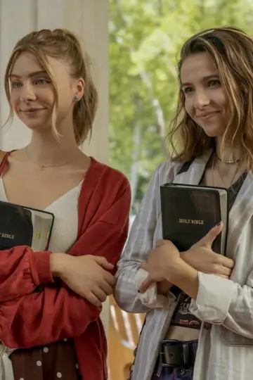 Постер к сериалу "Молодые охотницы за головами" #1461198