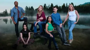Задник к сериалу "Жестокое лето" #1464009