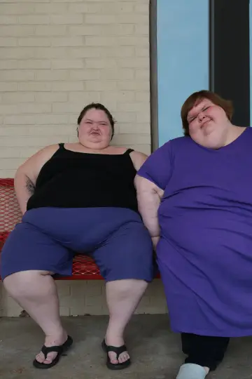 Постер к сериалу "1000-lb Sisters" #1411892