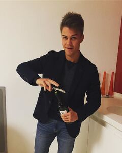 Alex 