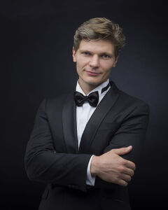 Александр Хананин