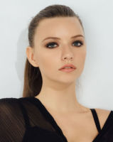 Влада Попова