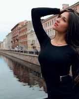 Алена Камолова
