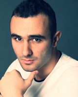 Николас Харалампос