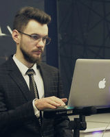 Александр Кузнецов