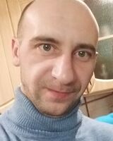 Денис Панин