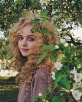 Ксения Отинова