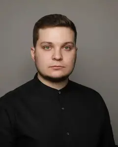 Максим Валерьевич