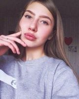 Алиса Маноли