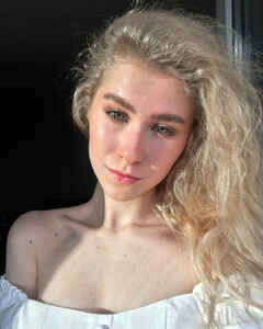 Екатерина Новикова