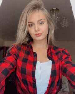 Алина Антонова