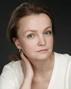 Лена Ларина