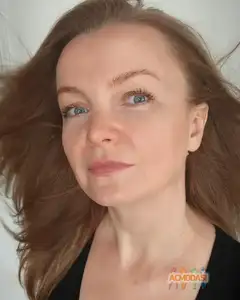 Лена Ларина