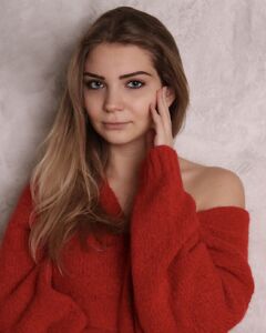 Александра Карпухина
